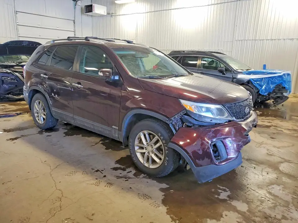 2014 KIA SORENTO LX  