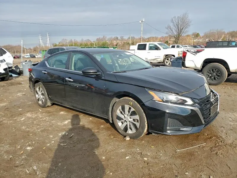 2023 NISSAN ALTIMA S  