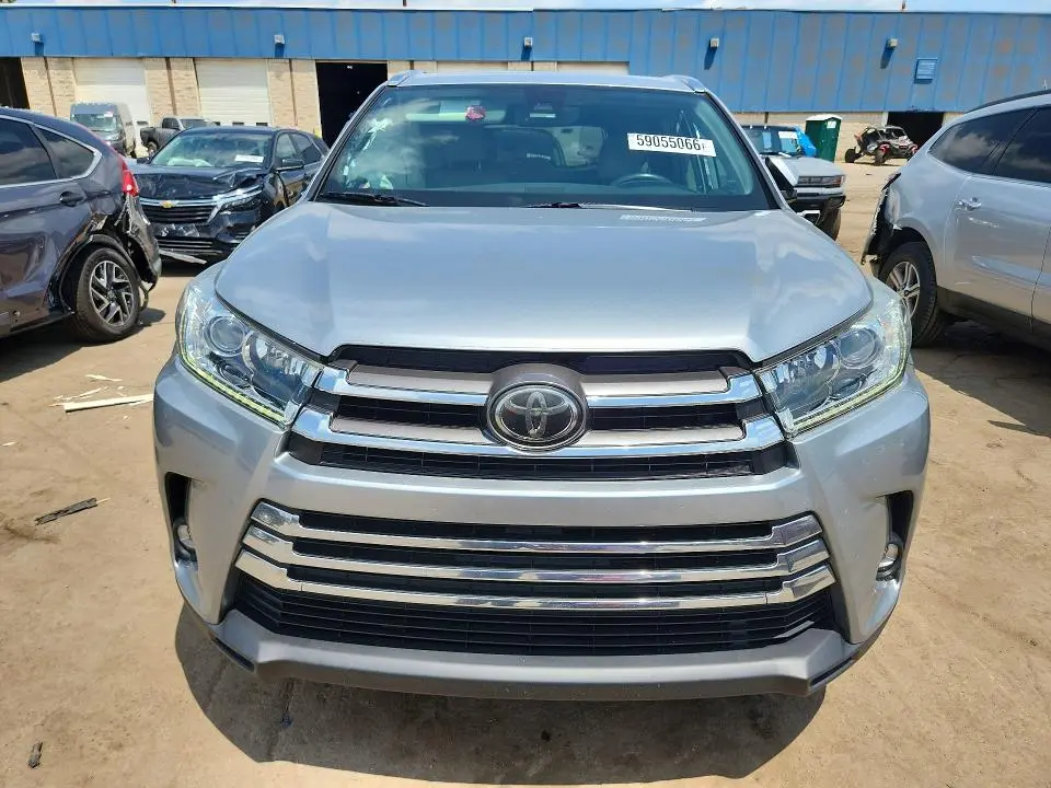2019 TOYOTA HIGHLANDER LIMITED  