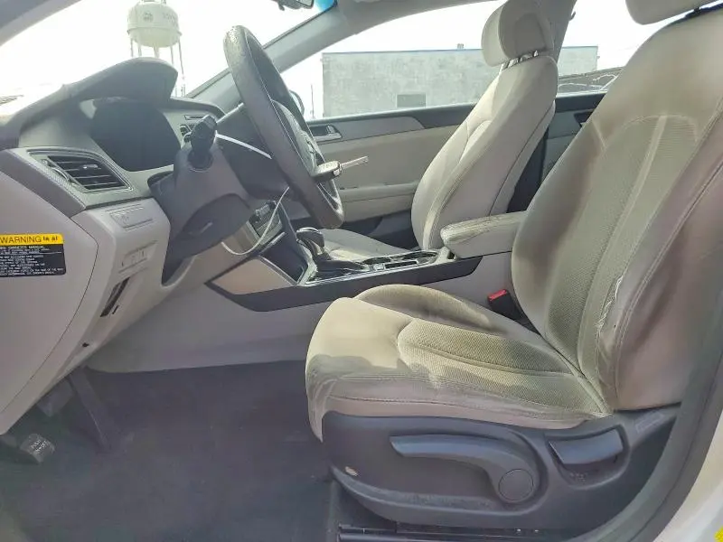 2017 HYUNDAI SONATA SE  