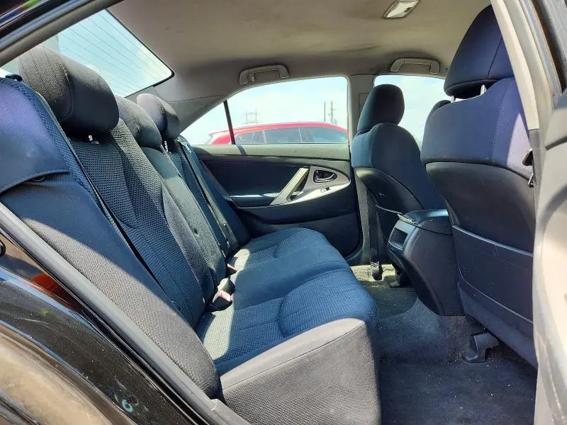2010 TOYOTA CAMRY BASE  