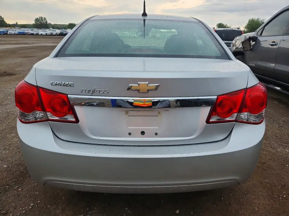 2013 CHEVROLET CRUZE LS  