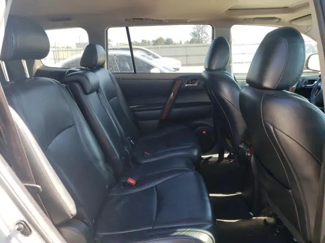 2013 TOYOTA HIGHLANDER LIMITED  