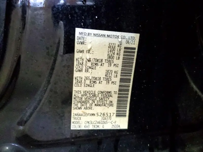 2021 NISSAN TITAN SV  