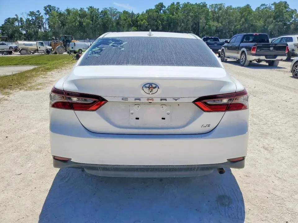 2021 TOYOTA CAMRY LE  
