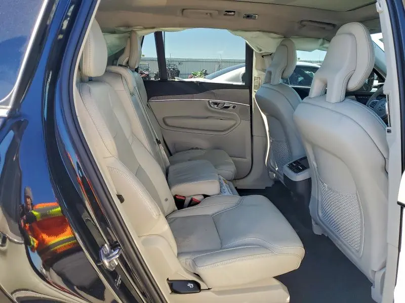 2022 VOLVO XC90 T6 INSCRIPTION  