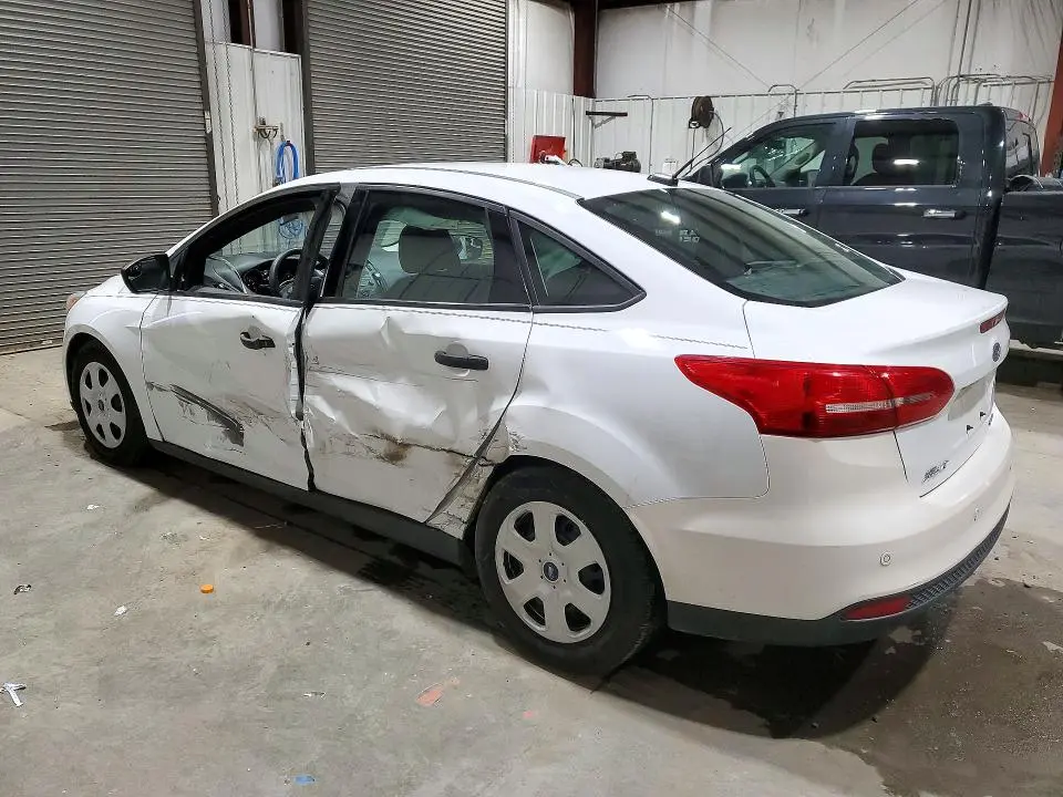 2015 FORD FOCUS S  