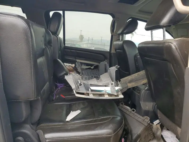 2015 NISSAN ARMADA SL  