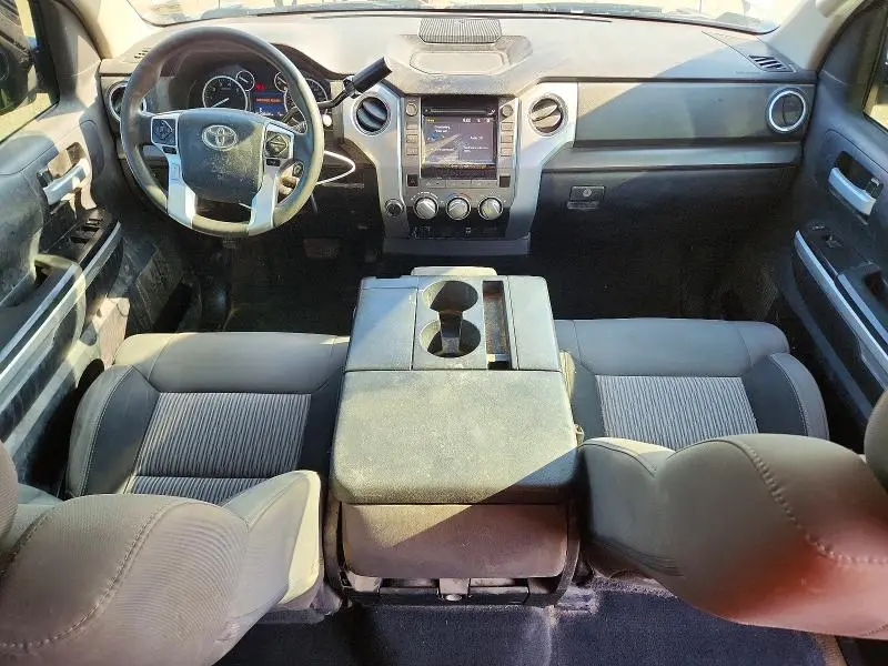 2015 TOYOTA TUNDRA SR5  