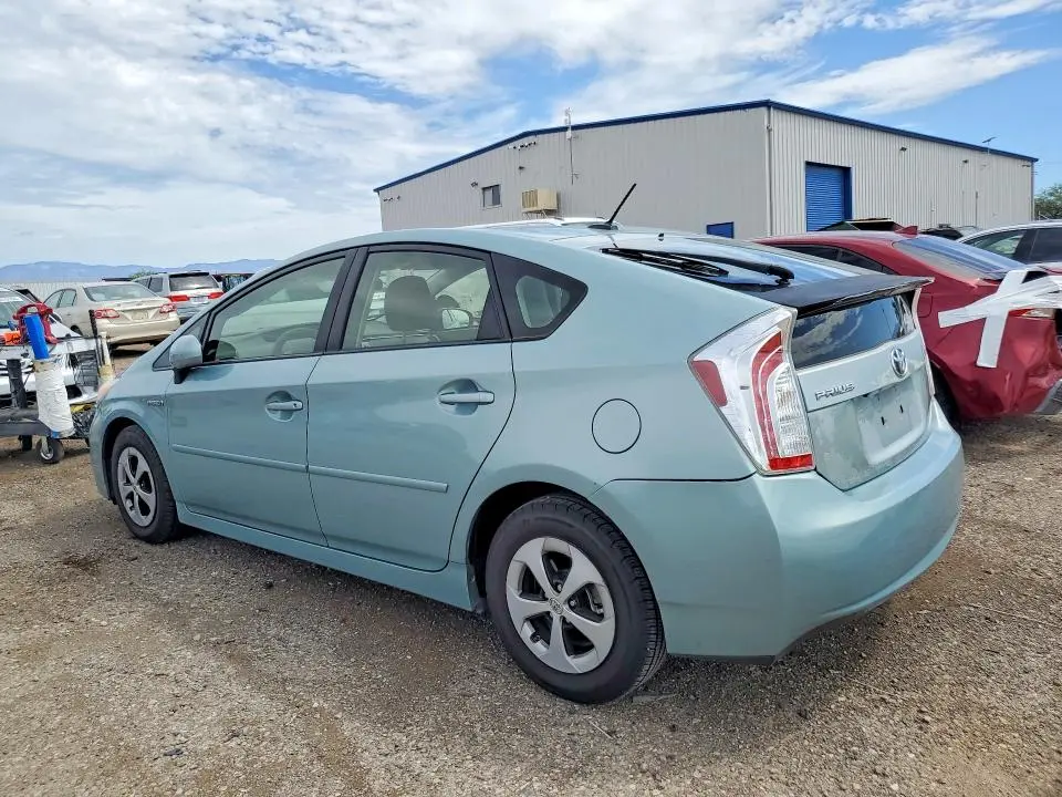 2013 TOYOTA PRIUS THREE  