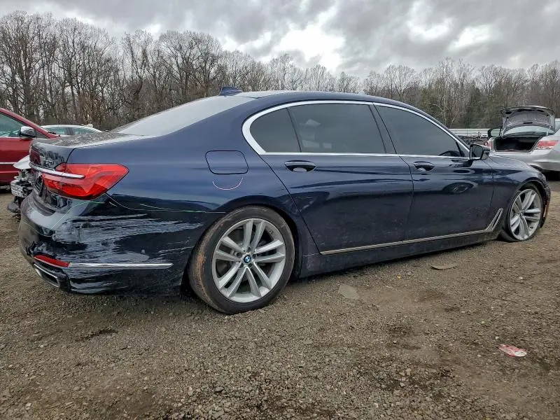 2016 BMW 750 XI  