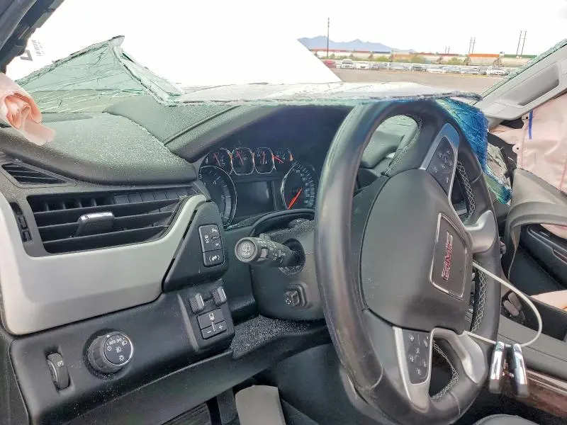 2019 GMC YUKON SLT  