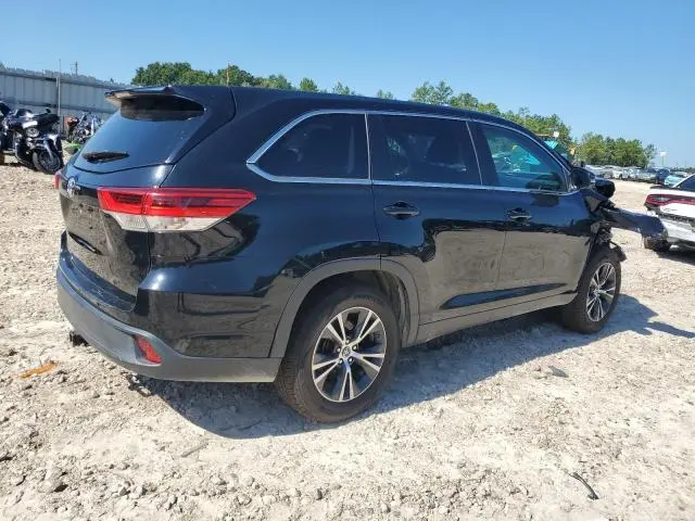 2019 TOYOTA HIGHLANDER LE  