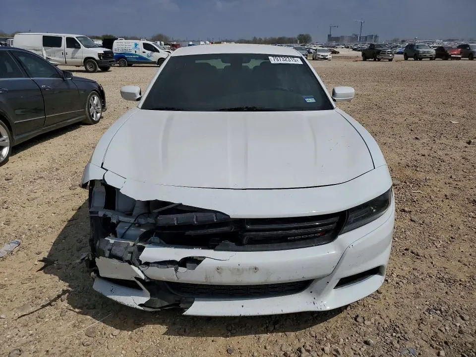 2018 DODGE CHARGER SXT  