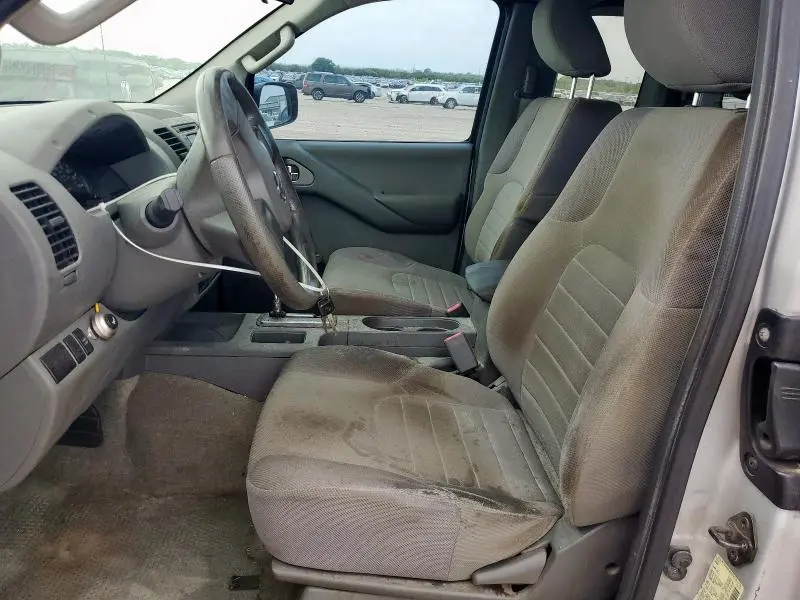 2012 NISSAN FRONTIER S  