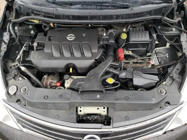 2011 NISSAN VERSA S  