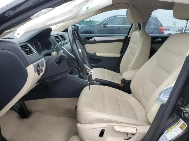 2014 VOLKSWAGEN JETTA SE  