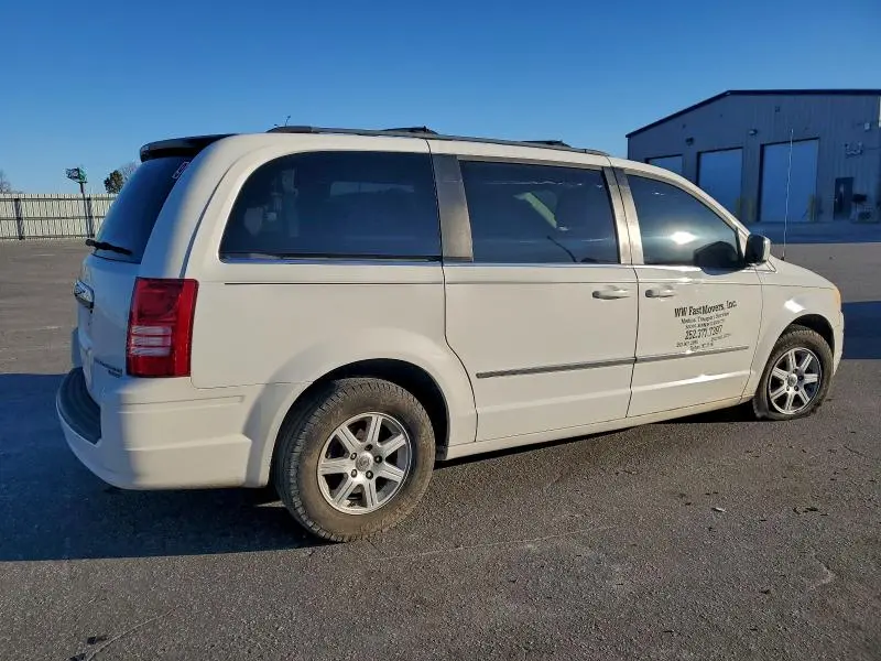 2010 CHRYSLER TOWN & COUNTRY TOURING  