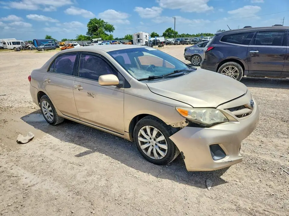 2012 TOYOTA COROLLA LE  