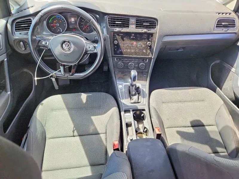 2019 VOLKSWAGEN E-GOLF SE  