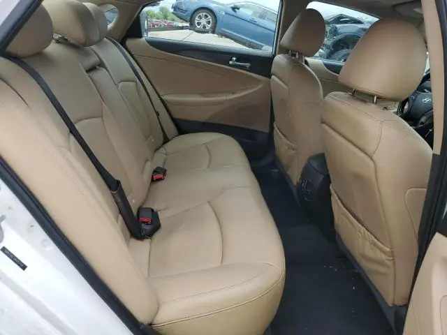 2011 HYUNDAI SONATA SE