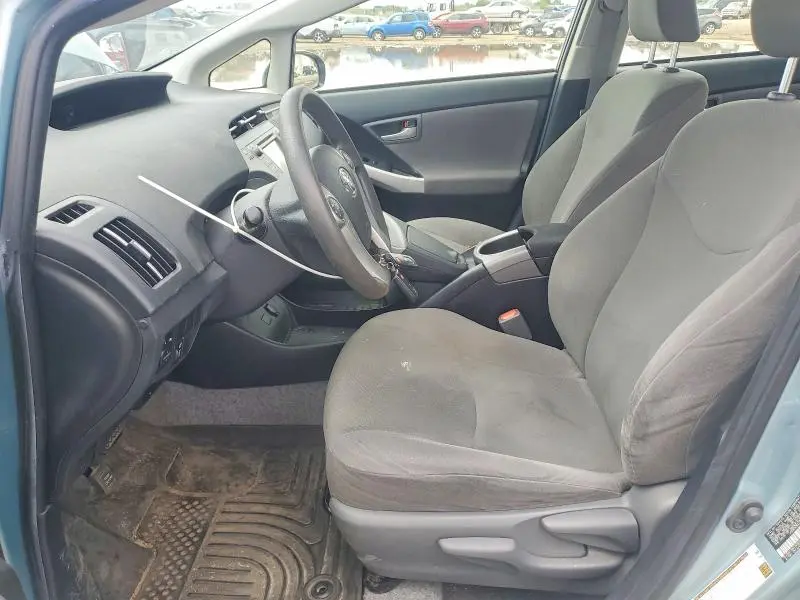 2015 TOYOTA PRIUS THREE  