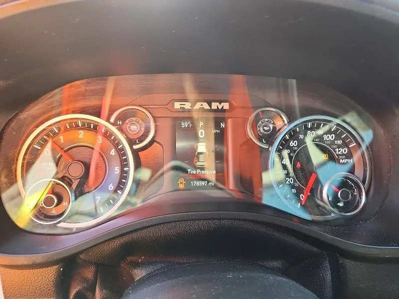2019 RAM 1500 BIG HORN  