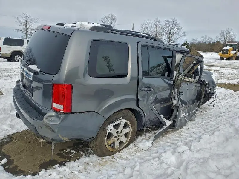 2011 HONDA PILOT TOURING  