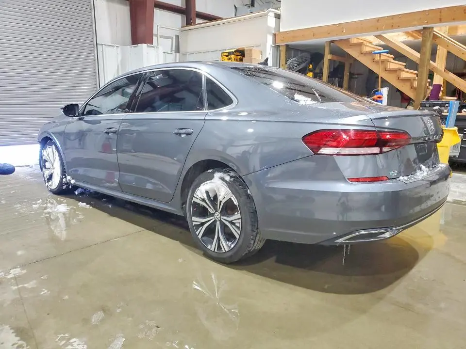 2021 VOLKSWAGEN PASSAT SE  