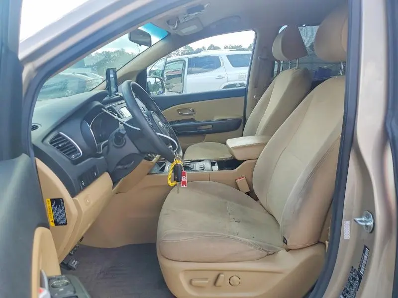 2016 KIA SEDONA LX  