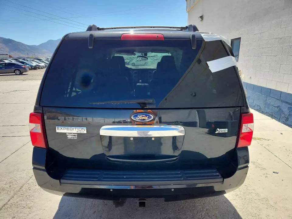 2011 FORD EXPEDITION LIMITED  