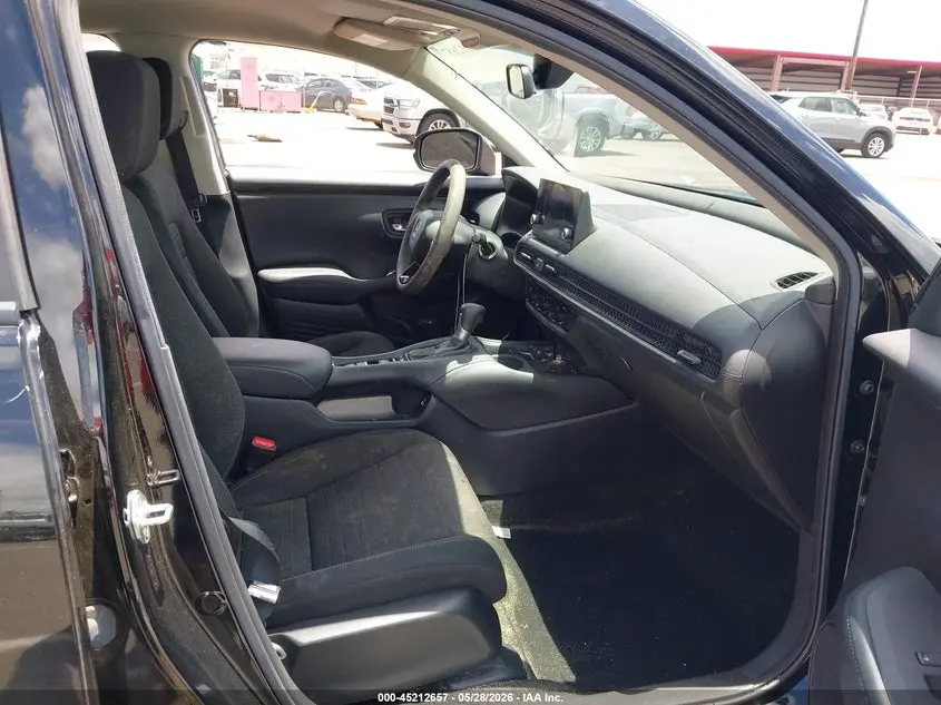 2023 HONDA HR-V 2WD LX