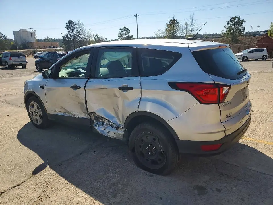 2019 FORD ESCAPE S  