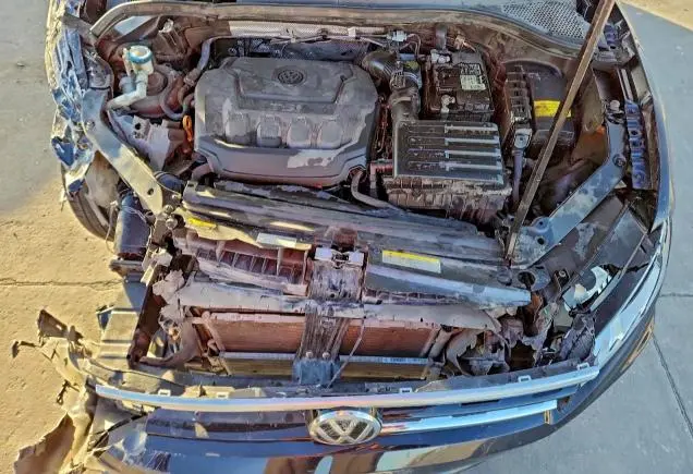 2021 VOLKSWAGEN TIGUAN SE  