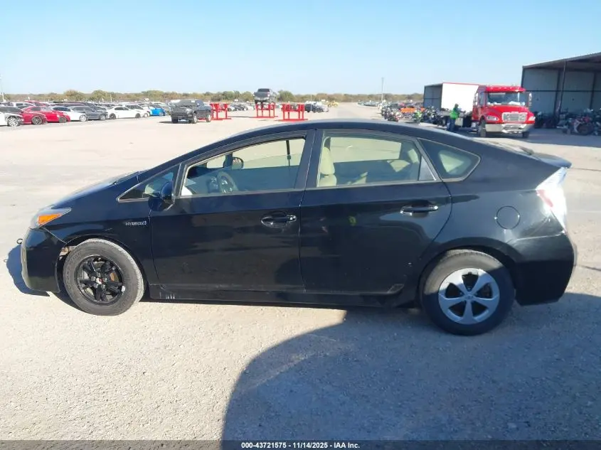 2015 TOYOTA PRIUS THREE
