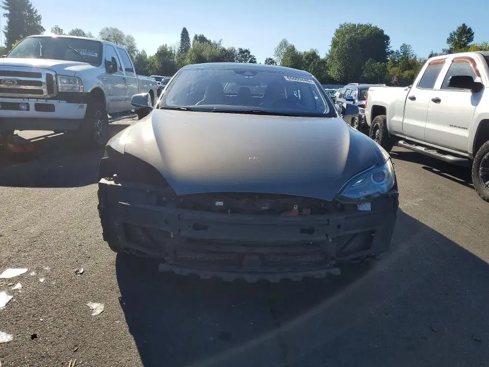 2015 TESLA MODEL S 85D  