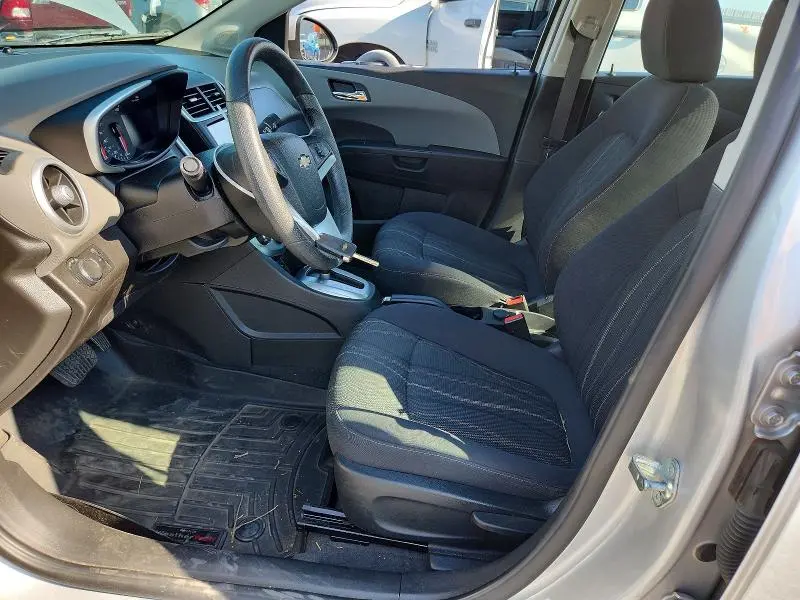 2017 CHEVROLET SONIC LT  