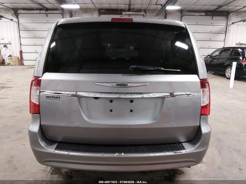 2013 CHRYSLER TOWN & COUNTRY TOURING