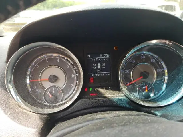 2011 CHRYSLER TOWN & COUNTRY TOURING L  