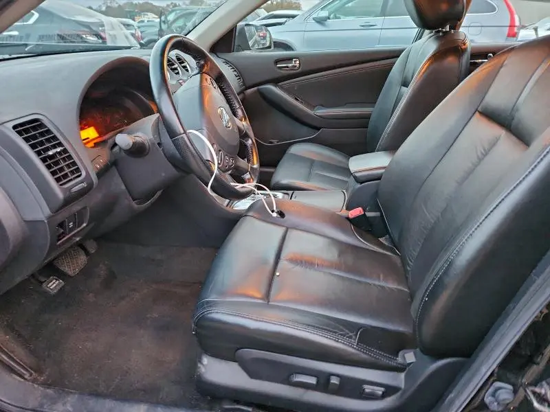 2010 NISSAN ALTIMA BASE  