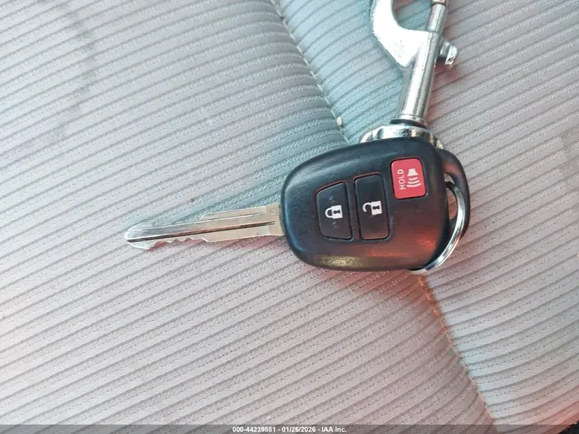 2013 TOYOTA PRIUS C TWO