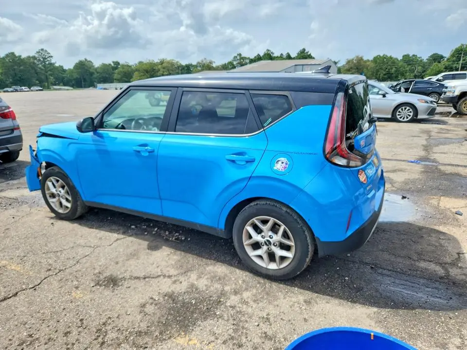 2023 KIA SOUL S  
