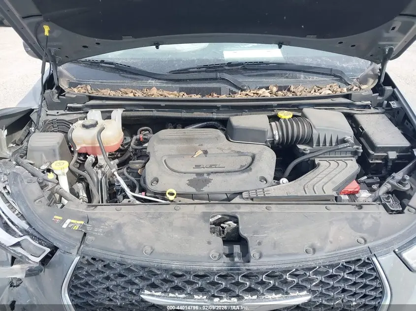 2022 CHRYSLER PACIFICA TOURING L