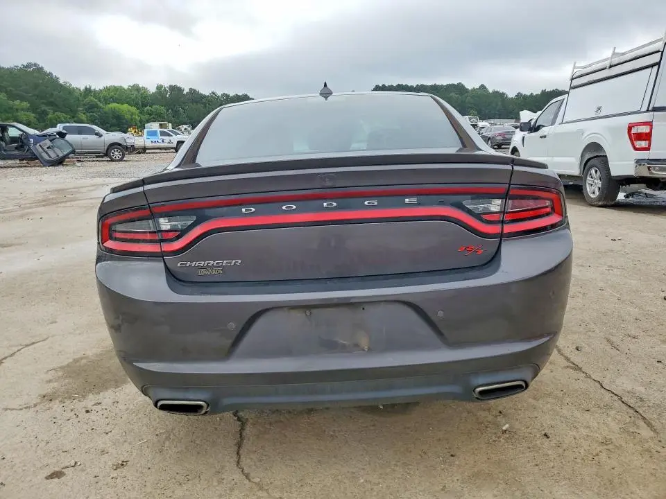 2016 DODGE CHARGER R  