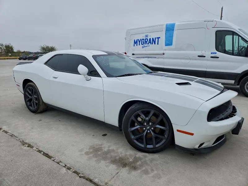 2023 DODGE CHALLENGER SXT  