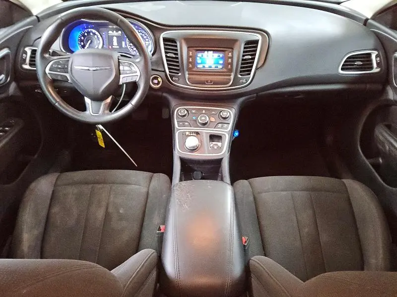 2017 CHRYSLER 200 LX  