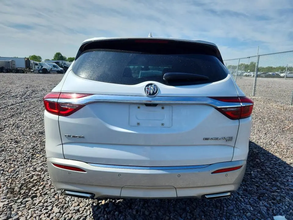 2018 BUICK ENCLAVE AVENIR  