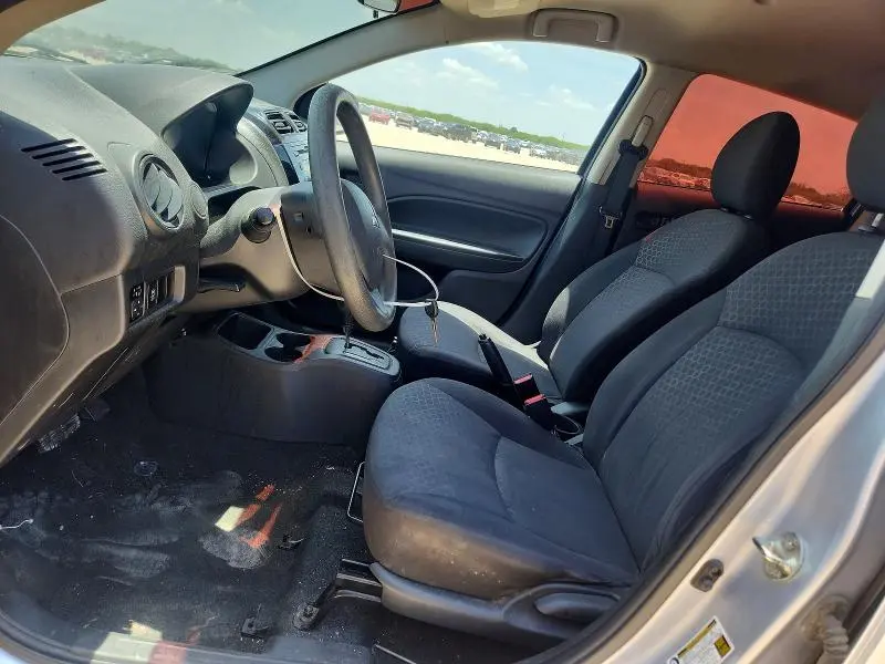 2015 MITSUBISHI MIRAGE DE  