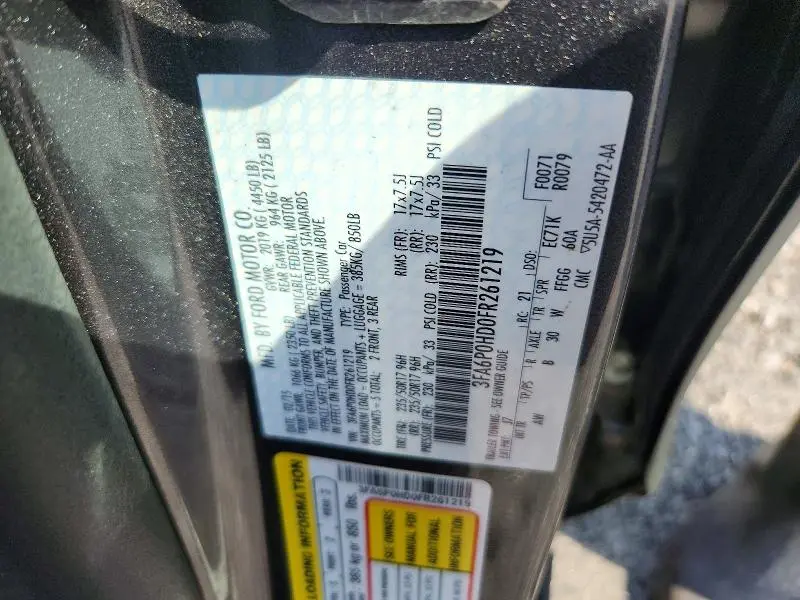 2015 FORD FUSION SE  