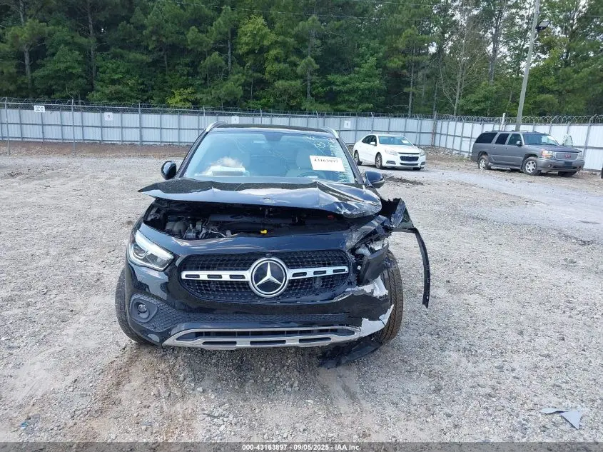 2023 MERCEDES-BENZ GLA 250  